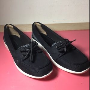 *Never worn* Black Sperry Top-Siders